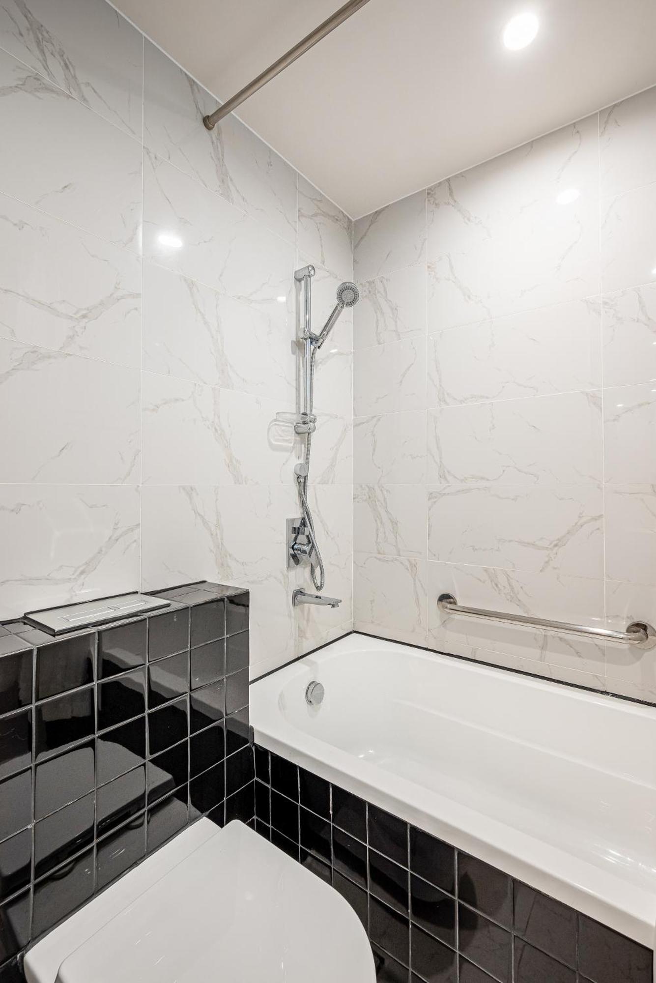 Zenity Luxury Apartment In District 1 Since 2024 Хошимин Екстериор снимка